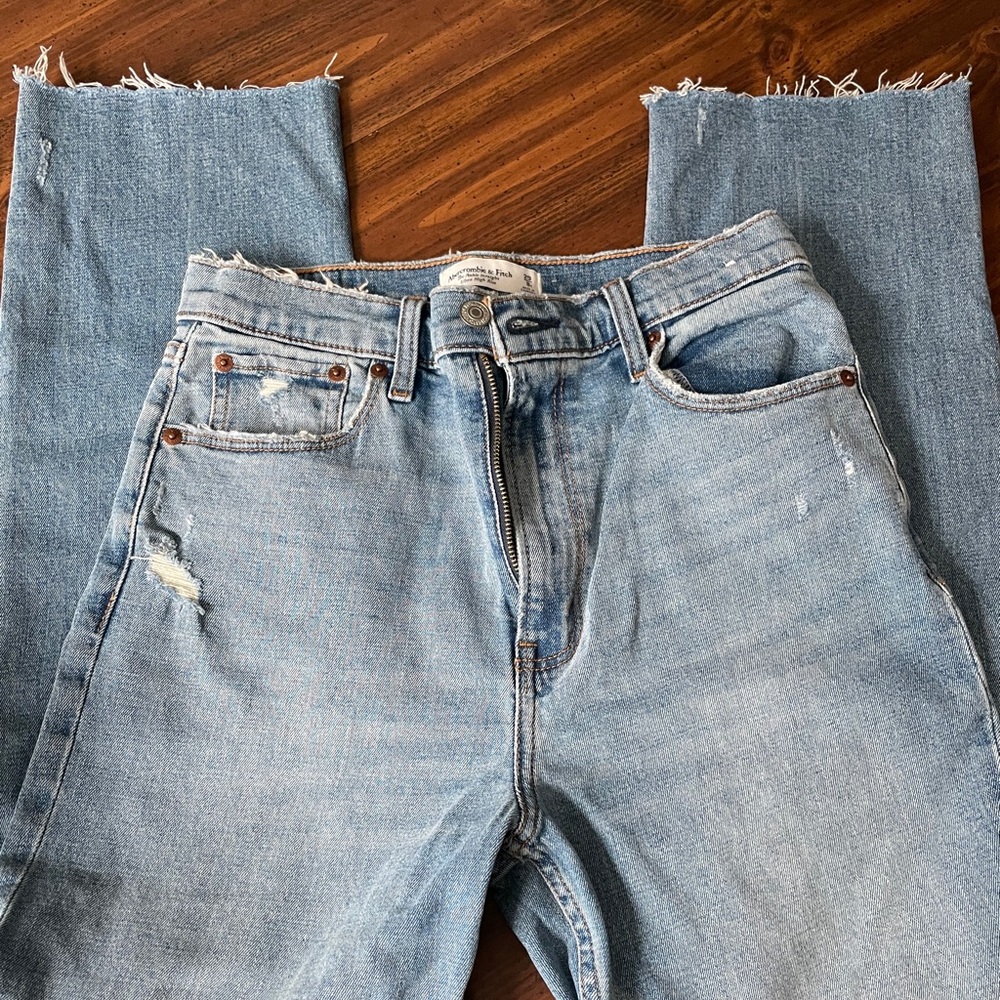 Abercrombie Ankle Straight Ultra High Rise